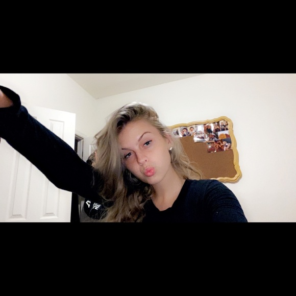 Meet your Posher, Clarissa - Picture 4 of 4